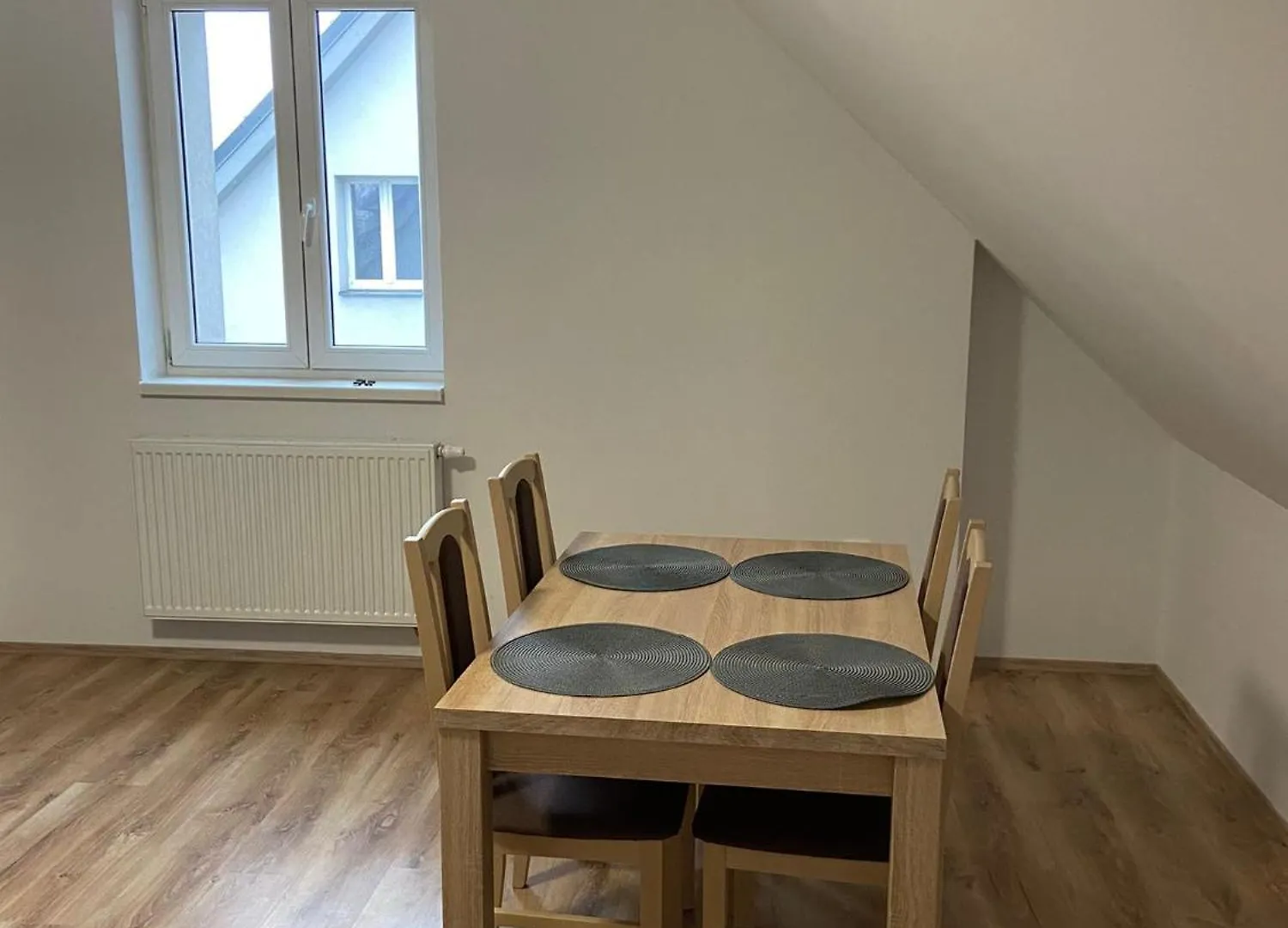 Apartamento Tvm Ostrava 1 0*,